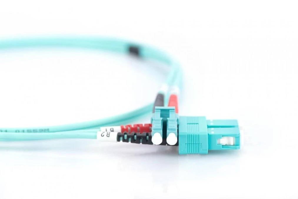 Patch cord światłowodowy LC/SC duplex MM 50/125 OM3 LSOH 2m DK-2532-02/ ...