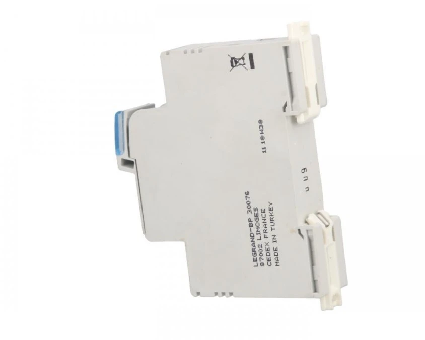 RT-106428 さま用 Wtrysk NISSAN X-TRAIL (T30) FBJC101 2.5L gasoline 121kW 2006