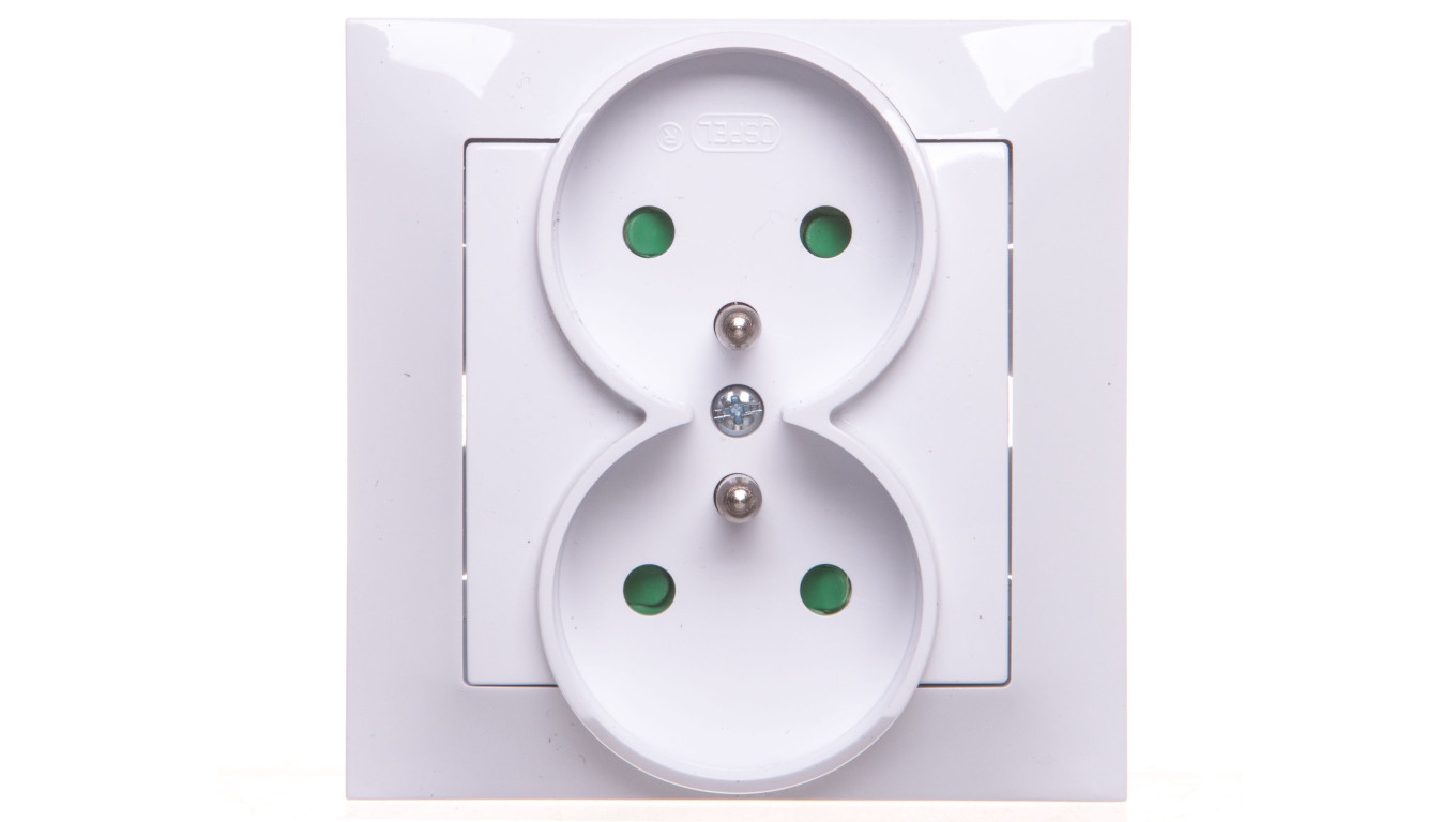 Impression Double Socket with/u with Trims White GP-2YZP/00