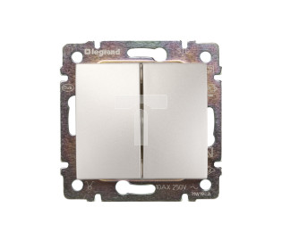 VALENA Łącznik świecznikowy aluminium 770105