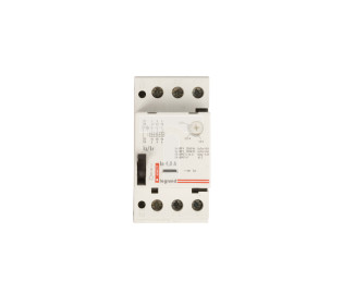 Wyłącznik silnikowy 3P 1,5kW 2,5-4A M 250 1R/1Z 4 606827