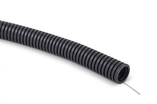 jak poprowadzić kabel przez peszel 