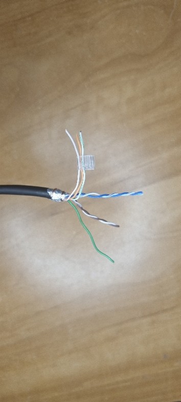 Wtyk modularny 8P8C dwuczęściowy na kablu typu F/UTP