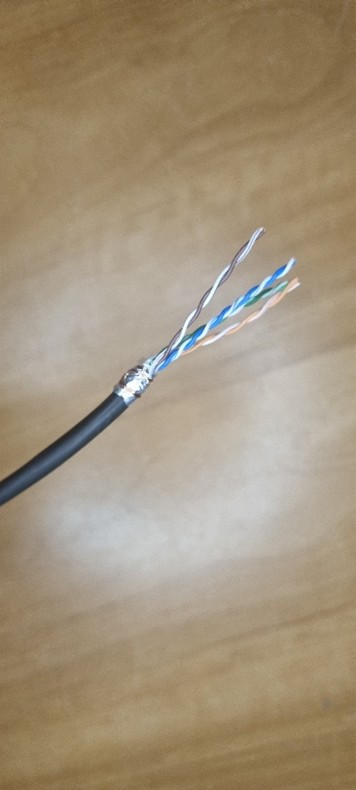 Wtyk modularny 8P8C dwuczęściowy na kablu typu F/UTP